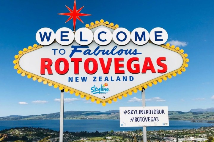 Welcome to Fabulous Rotovegas sign